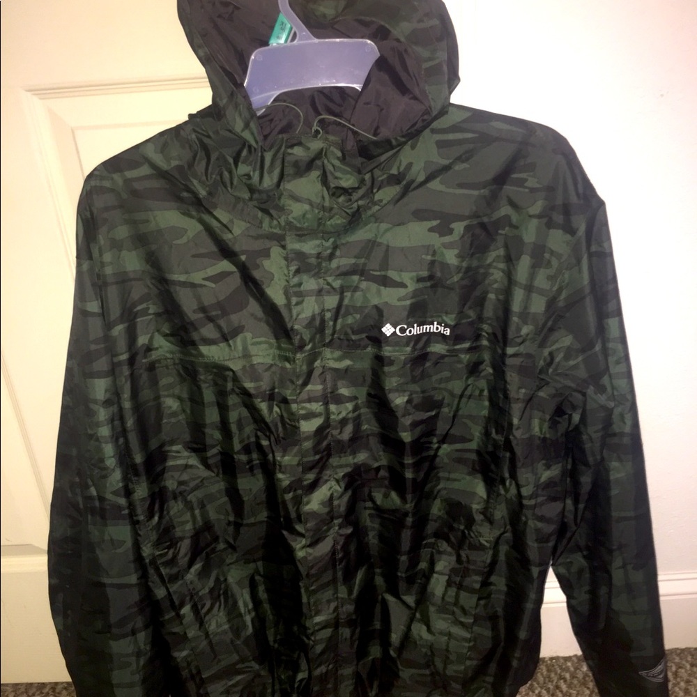 Camo Columbia jacket (rain jacket)